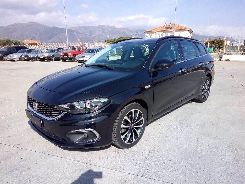 Fiat Tipo Sw 1.6 Mjt Lounge S&S 120Cv Usato Cuneo Mondovì Savigliano  Azzurra #3924470